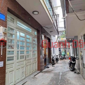 House for rent in alley 1, Nguyen Huu Canh street _0