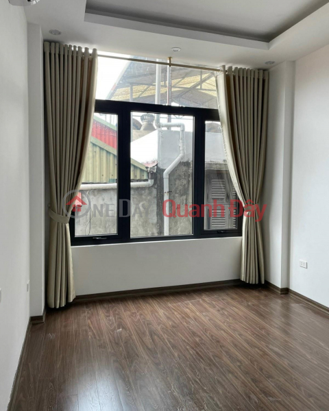 Hottest real estate in Kim Giang, close to Dau bridge 30m2, 5 floors, 4 billion _0