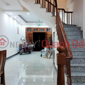 For sale by owner! 3 floors, built by people, 63m2, alley, car, chess board, near school, near North Thang Long Industrial Park. - _0