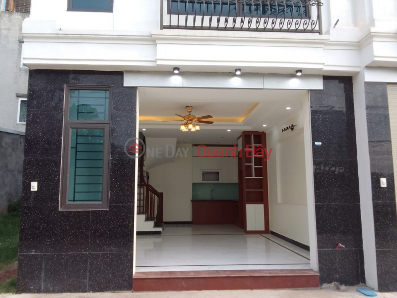 Property Search Vietnam | OneDay | Residential | Sales Listings I want to sell a 4-storey house, 37.3m2, price only 3.x billion (small x),front yard 5m, rear 5.1m, in Trang An, Chuc Son town,