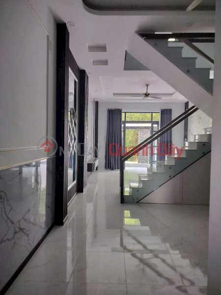 đ 2.8 Billion BEAUTIFUL HOUSE - GOOD PRICE - OWNER NEEDS TO SELL HOUSE At Tan Vinh Hiep, Tan Uyen City, Binh Duong