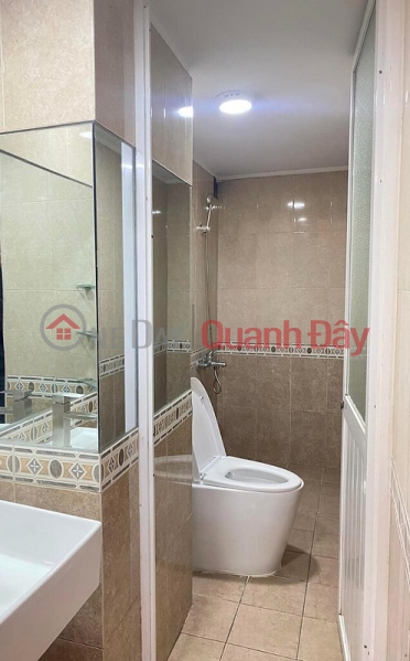 CẦN BÁN RẺ NHÀ ngô Quyền, Quận 10, Hẻm Xe hơi, 33m2, Chỉ 5 tỷ7 Niêm yết bán