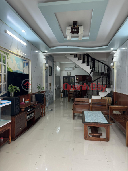 OWNER'S HOUSE - GOOD PRICE, need to sell house on line 2 Hoang Ngoc Phach, Quan Nam, Hai Phong Sales Listings