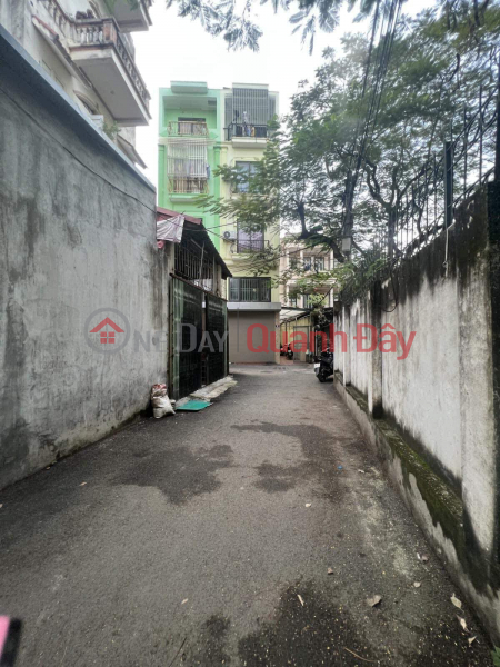 Property Search Vietnam | OneDay | Residential | Sales Listings Where can I find such a cheap price, Phuong canh 5 floors, MT 4m - car - open view - happy 3.3 Billion.