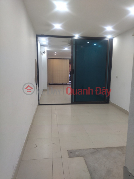Property Search Vietnam | OneDay | Nhà ở Niêm yết cho thuê Cho thuê căn hộ tập thể tầng 1 Thành Công Ba Đình, 60m2, mặt tiền 5m, 8 triệu/tháng