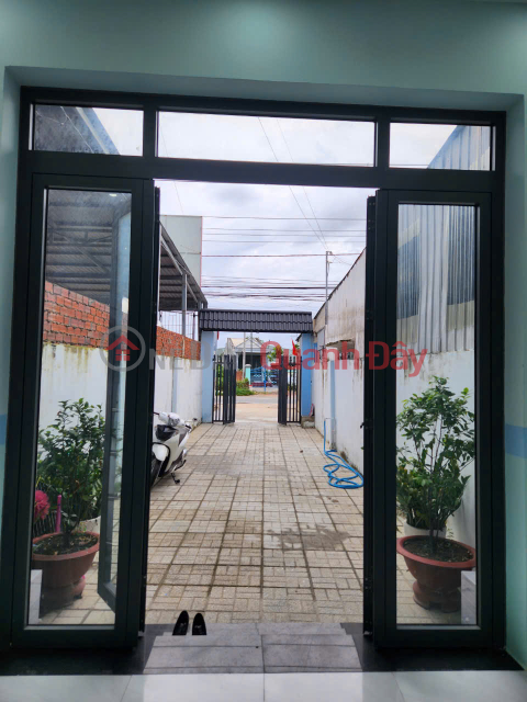 House for rent by owner located right on the front of Tran Van Tra Street, Binh Minh, Tay Ninh City _0