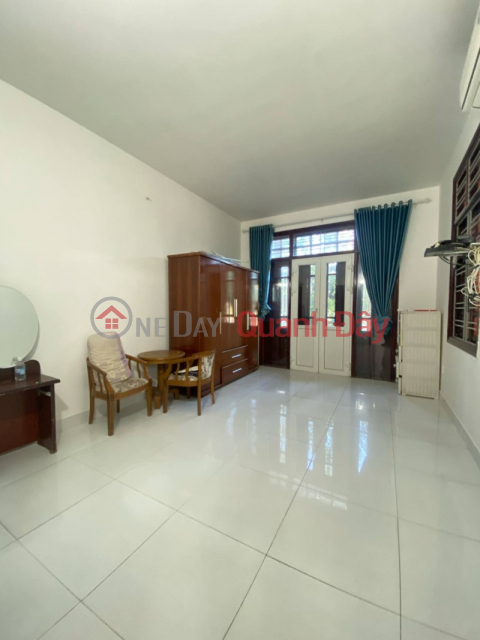 ► Mặt Tiền Nguyễn Hữu Thọ gần Cổng Sân bay, 100m2, 3 tầng sạch đẹp, 12 tỷ _0