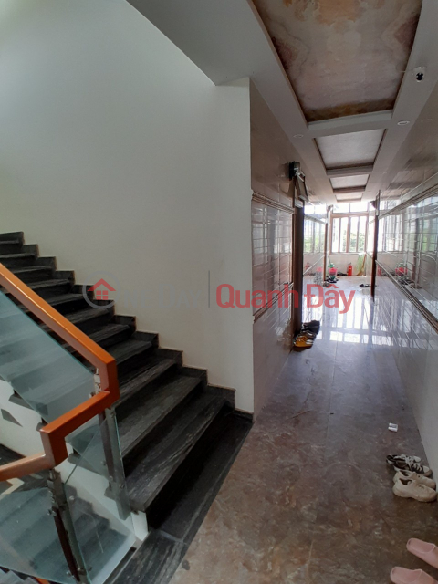 Brand new building with 30 apartments right at Da Nang Bus Station, with huge cash flow. _0