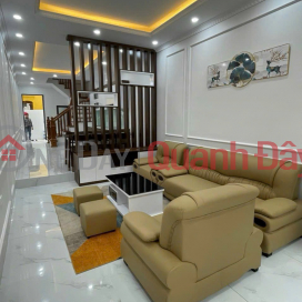 NGOC THUY HOUSE FOR SALE 43M 5 FLOORS PRICE 5 BILLION 9 STREETS IN FRONT OF CAR HOUSE, FULL FURNISHED, NEAR SCHOOL, NEAR MARKET. _0