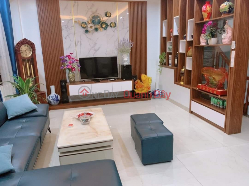 FOR SALE VERY URGENTLY – 40M X 6 FLOORS – CORNER LOT – OTO GARAGE – NEW HOUSE - 3 STEPS TO THE STREET - CAU GIAY CENTER – 9.1 BILLION | Vietnam Sales, đ 9.1 Billion