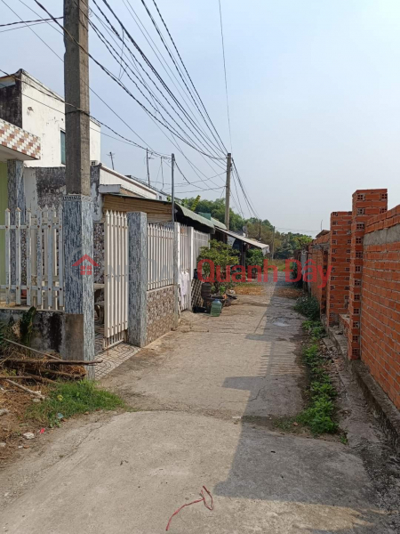 Property Search Vietnam | OneDay | Nhà ở, Niêm yết bán | Chính chủ bán nhà cấp 4 đẹp, giá rẻ, 4x33m, sổ hồng, gần trung tâm Đức Hòa,Long An