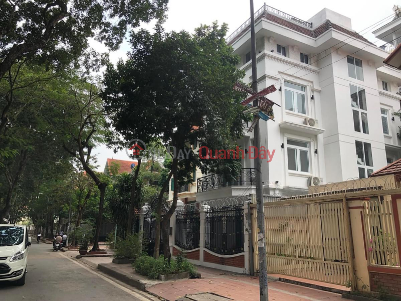 Bán Gấp biệt thự Lão Thành Cách Mạng, 180m, 50 Tỷ, chủ nhà gửi Bank., Việt Nam Bán, đ 50 tỷ