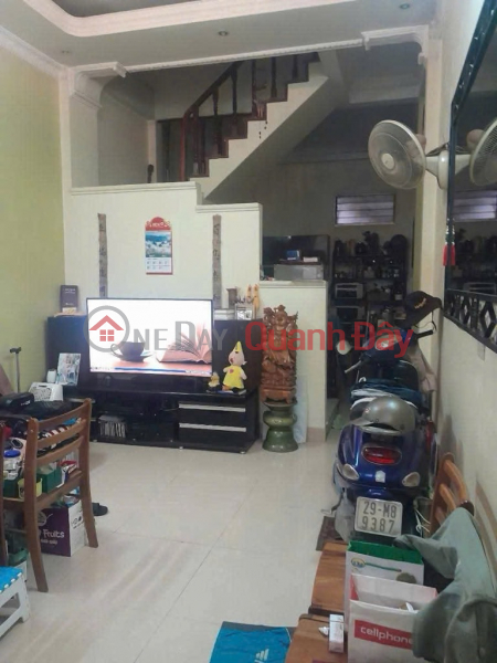 Hào Nam 52m, gần Hồ, ngõ rộng, sổ đỏ vuông ắn, nhiều tiện ích, Việt Nam | Bán đ 11,35 tỷ