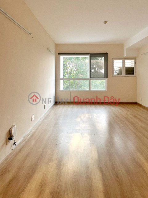 OWNER Need to sell quickly apartment with nice view in District 10, HCMC _0