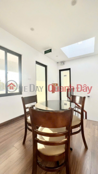 NGUYEN DU VILLA IN THE CITY - WHERE PEACE RETURNS<br \\/> GROUP 19 TAM DIEP Sales Listings