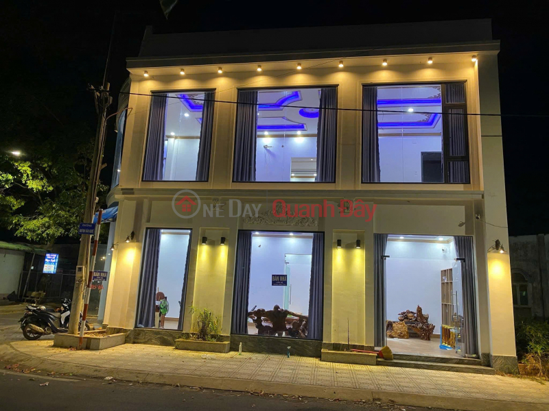 NHÀ ĐẸP GIÁ TỐT- BÁN GẤP NHÀ Tại Thị trấn Định Quán, Định Quán, Đồng Nai Niêm yết bán