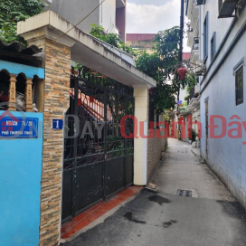 Land for sale in alley 74, Thuong Thanh, 52m x 4.2m frontage, square shape, near car access, price slightly over 7 billion VND (negotiable). _0