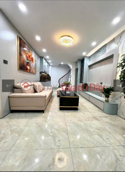 House for rent in lane 110 Dinh Cong, 5 floors x 35m2, 3 bedrooms Rental Listings