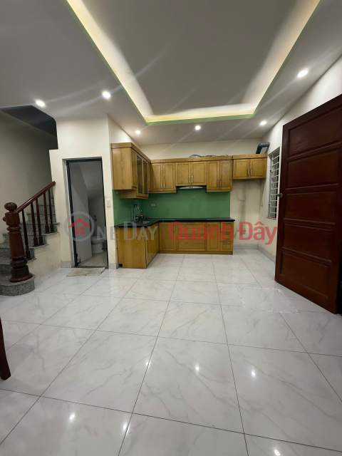 For Sale: Fully Furnished Private House in Bo De, 30m2 x 5 Floors, 5.5m Frontage, Price: 6.1 Billion VND. Long Bien District, Hanoi. _0