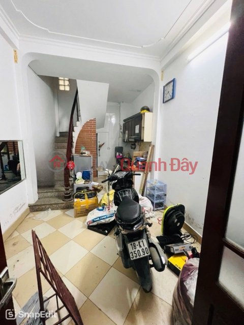 CẦU GIẤY DT 21M x4 TẦNG GIÁ 6,1 TỶ NGÕ THÔNG,15M RA Ô TÔ,DÂN XÂY _0