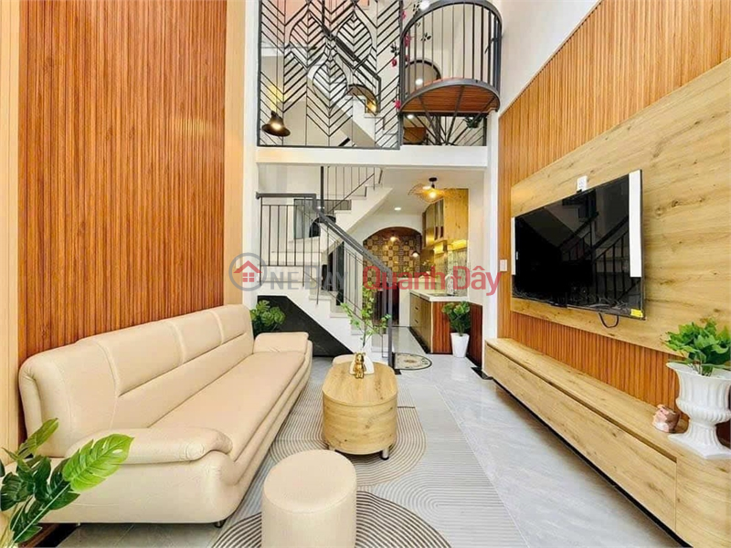 Property Search Vietnam | OneDay | Residential Sales Listings | Extremely Beautiful House, right next to Emart Phan Huy Ich. Ground floor - mezzanine - first floor, 3 bedrooms, fully furnished, only 3.768 billion