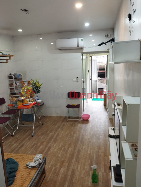 INVITING TO RENT A GROUP HOUSE IN VINH HO, DONG DA - 2nd FLOOR, 40M, LONG TERM CONTRACT. Rental Listings