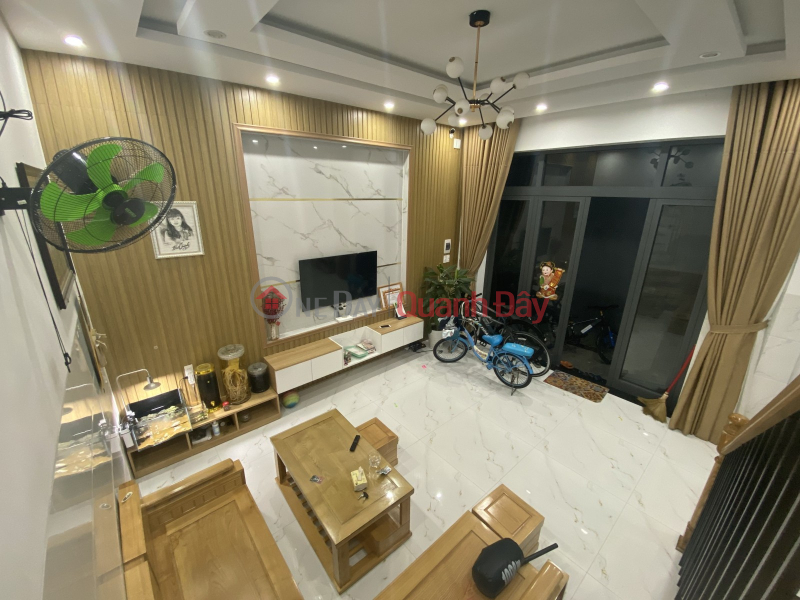 131 m2 3-storey house behind the front of To Hieu, Hoa Minh, Da Nang, 3 billion more Sales Listings