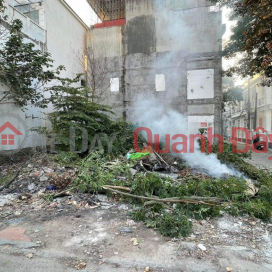 Land for sale in Ngoc Thuy, 186m², corner plot with prime business frontage, suitable for subdivision. Rare opportunity! _0