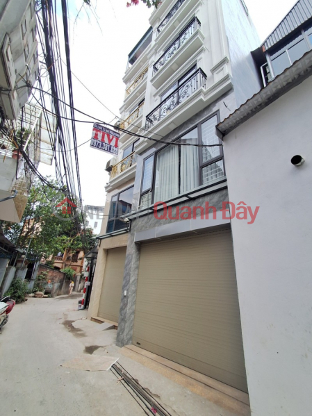 Beautiful, fully furnished 6-story house with elevator, Nguyen Van Linh Street, 45m2, 4.1m frontage, Long Bien District. Price: 11.4 billion VND. Sales Listings