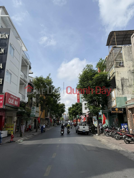 đ 23 Billion, **House for sale on Dong Den street front, ward 11, Tan Binh (5.2*33) 12 bedrooms