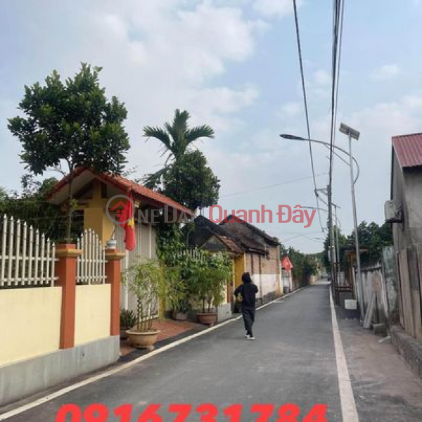 Slightly 1.1 billion, with 42m, land = rear = 4m of land in Tho An, Dan Phuong. Contact to view land: 0916731784 Sales Listings