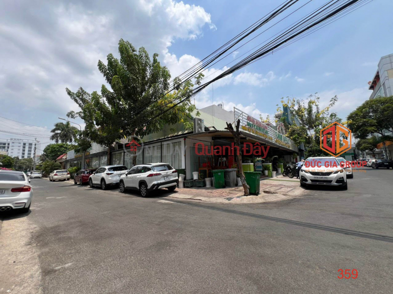 Selling lot of corner villa with 2 frontages of D2D residential area, business location, extremely attractive price, Vietnam, Sales | đ 42 Billion