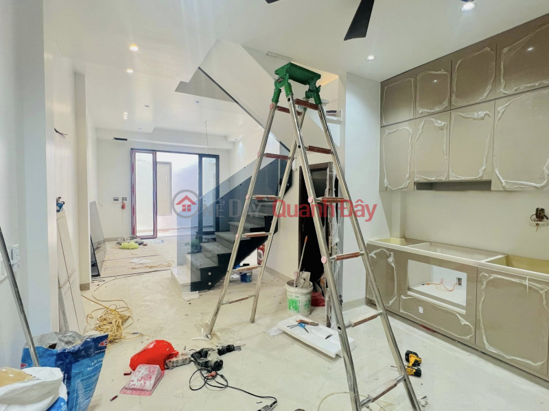 Nhà xây mới sau mặt đường Thiên Lôi, 45m 4 tầng, Giá 4.25 tỉ lô góc, Việt Nam Bán đ 4,25 tỷ
