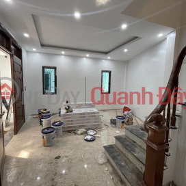 SUPER BEAUTIFUL NEW HOUSE FOR SALE DONG QUAN CAU GIAY 35M2 5 FLOORS 6M FRONTAGE SELLING PRICE 5.5 BILLION _0