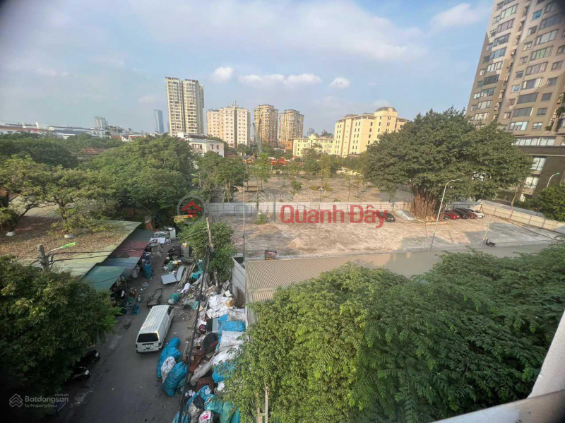 Private house for sale, corner plot, wide frontage, Cau Giay district, bypass car alley, business | Vietnam Sales | ₫ 13.5 Billion
