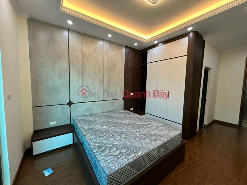 House for sale in Thach Ban - Alley with multiple access points - Cars can easily drive right to the door. Price: 6.2 billion VND Vietnam Sales đ 6.2 Billion