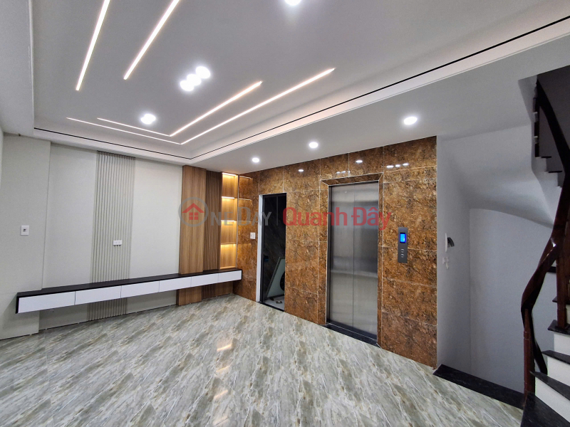 NEW HOUSE FOR SALE, FULLY FURNISHED, 10M CAR ROUTE - 6 FLOORS, ELEVATOR, THACH BAN, 35M2 X 8.9 BILLION - LB Vietnam, Sales | đ 8.9 Billion