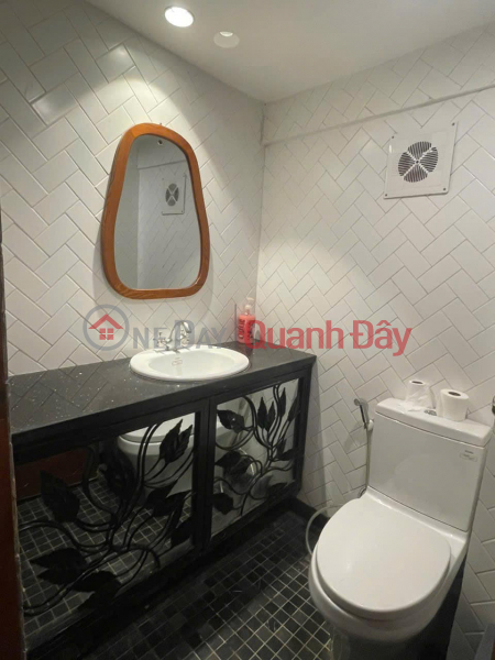 Hotel for sale on Hang Be street, 120m2, 7 floors with elevator, total 16 rooms, 89.5 billion Vietnam Sales, đ 89.5 Billion