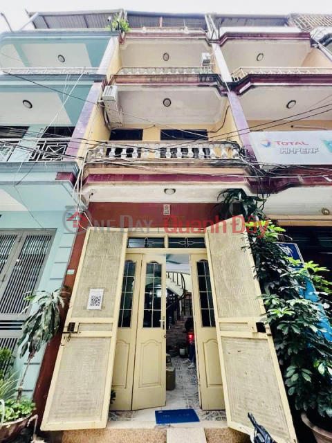 SELL KIM NUU SUGAR HOUSE HBT HANOI . CAR DISTRICT WITH DOORS IN THE HOUSE. QUICK PRICE ONLY 100TR\/M2 _0