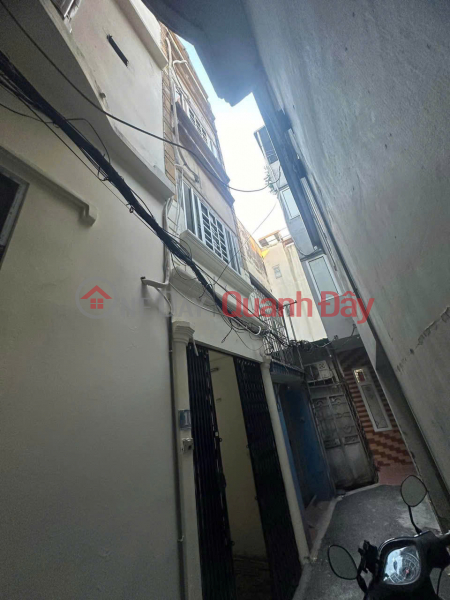 Rare - House for rent on Nguyen Hoang Ton, Tay Ho, 3.5 floors, 2 bedrooms, 2 bathrooms, 6.5 million Rental Listings