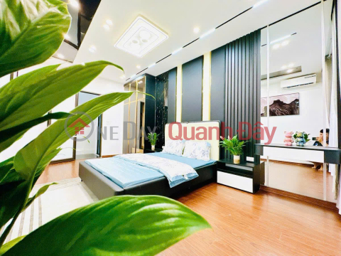 Khương Trung cần bán nhà 35m 3 phòng ngủ tặng full nội thất, 02 thoáng cách ô tô 5m _0