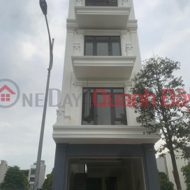 Land for sale on Hoang Quoc Vie double street, Hai Duong _0