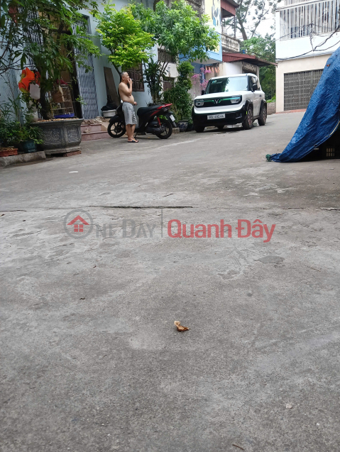 House in a prime location on Chu Huy Man Street - Long Bien. _0