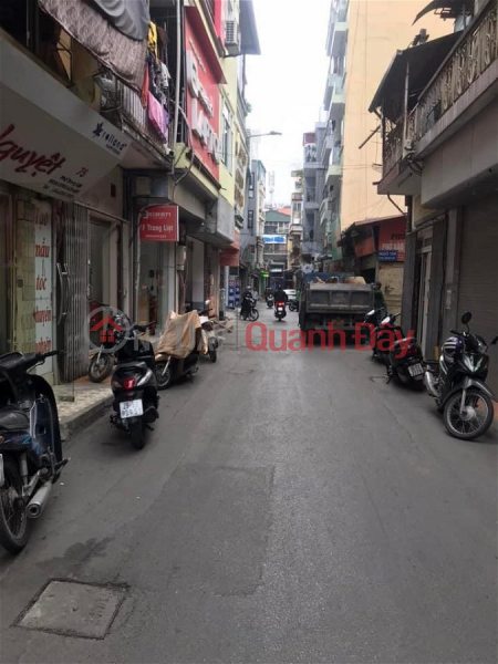 House for sale on Trung Liet Street, Dong Da District. 36m Frontage 4m Approximately 10 Billion. Commitment to Real Photos Accurate Description. Owner Sales Listings