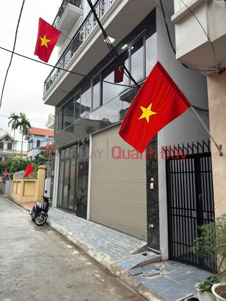 Nhà mới ở luôn 5 Tầng full nội thất -Ô tô đỗ cổng – Ngõ thông Kẻ Tạnh, Long Biên – Giá 6.5 tỷ. Niêm yết bán