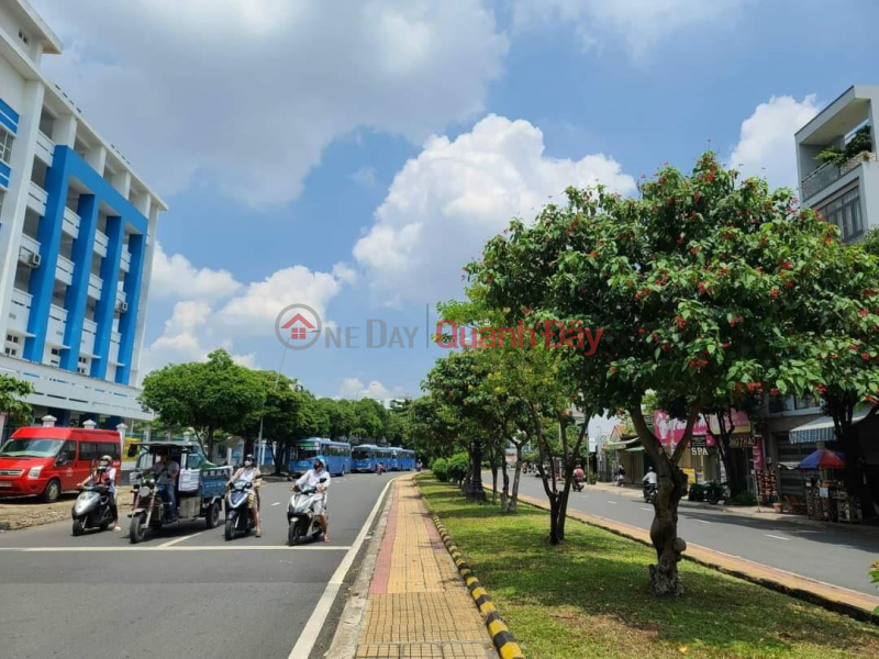 ₫ 3.5 Billion, Owner For Sale 4-storey House With Car Alley Le Thuc Hoach, Tan Phu District - 3 Billion 5 BOT LOC