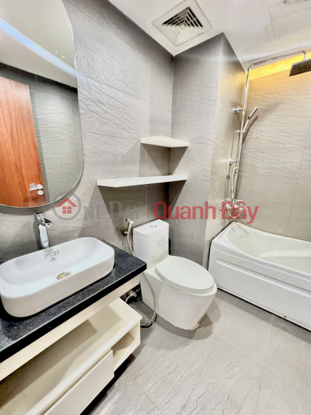 đ 4.9 Million/ month Clean studio apartment for rent, fully furnished with modern furniture, pets allowed right at Vo Van Kiet, Son Tra