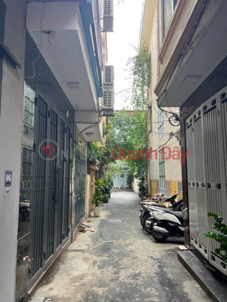 BEAUTIFUL HOUSE FOR SALE ON WIDE LANE Ngo Quyen - HA DONG .DT:30M, Vietnam Sales | đ 6.4 Billion