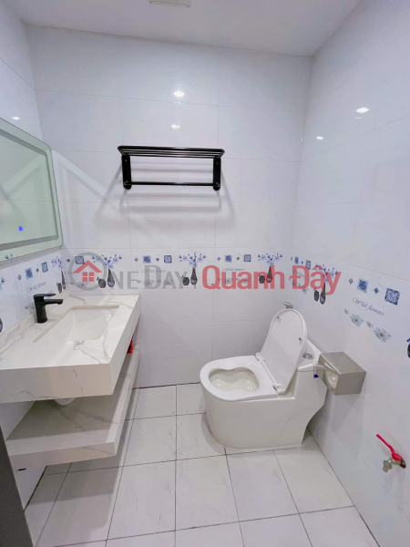 Owner for rent New corner house 113m2x 5T, Business, Office, Quan Nhan - 35 Million Rental Listings