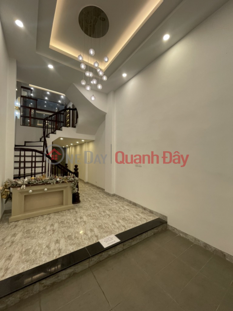 House for sale in Lang, Dong Da, car alley, 2 open spaces, 42m2, 5 floors, fully furnished, only 12.85 billion _0